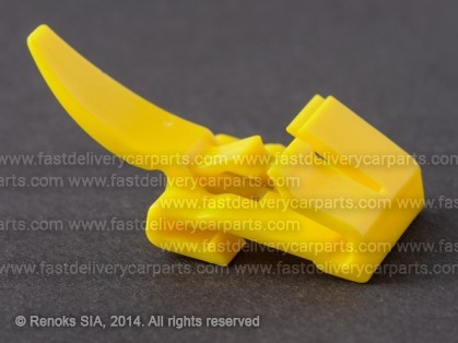 TT windscreen fastener 68211-32040 B21116